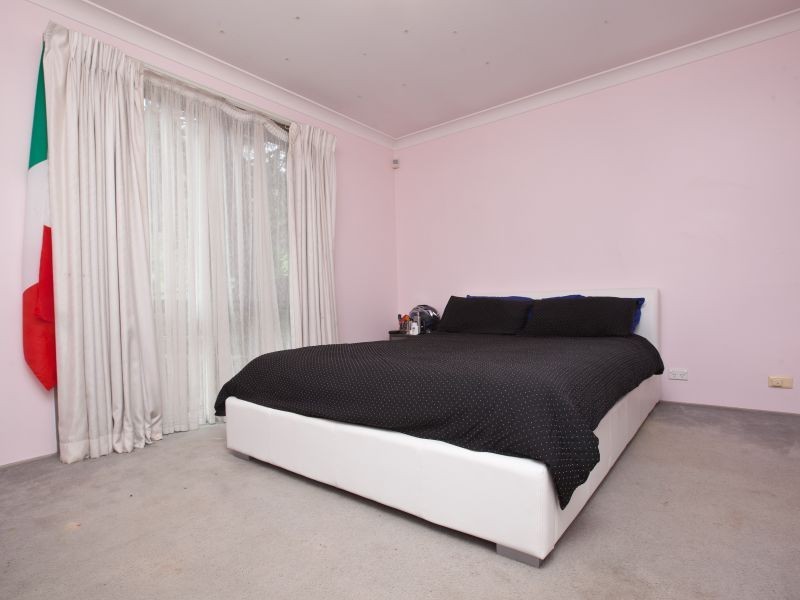 32 Abercorn Crescent, Isabella Plains ACT 2905