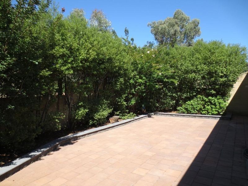 2/1 Pinkerton Circuit, Kambah ACT 2902