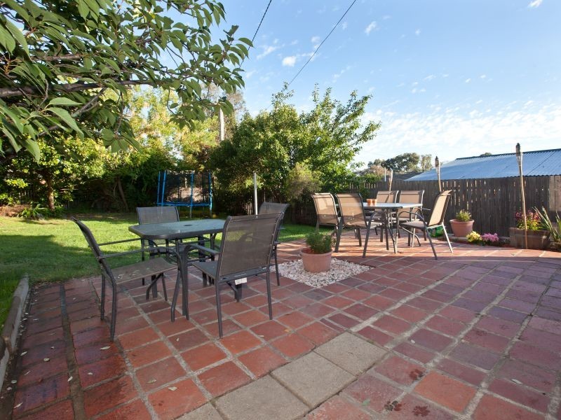 2 Whitham Place, Pearce ACT 2607