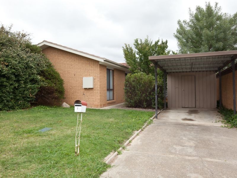 7 Yeo Place, Calwell ACT 2905