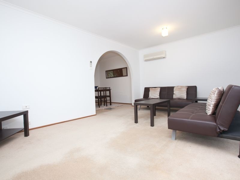 4 Gosman Close, Oxley ACT 2903