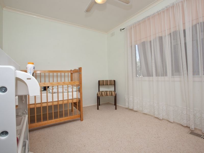 8 Dane Street, Queanbeyan NSW 2620