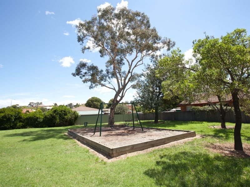 8 Dane Street, Queanbeyan NSW 2620