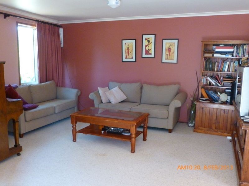 15 Ironbark Crescent, Banks ACT 2906