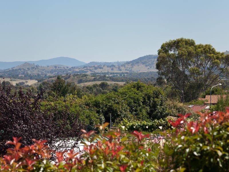 10 Menzies Court, Banks ACT 2906