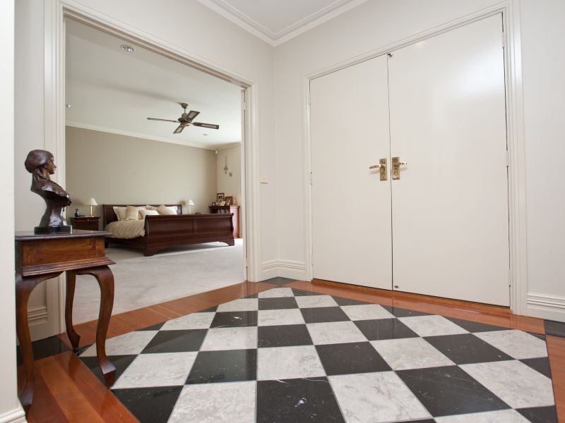 38 Lynch Street, Hughes ACT 2605