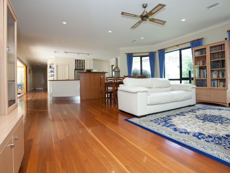 38 Lynch Street, Hughes ACT 2605