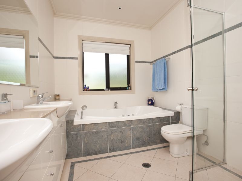 38 Lynch Street, Hughes ACT 2605