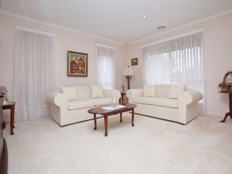 35 Oxenham Circuit, Gordon ACT 2906