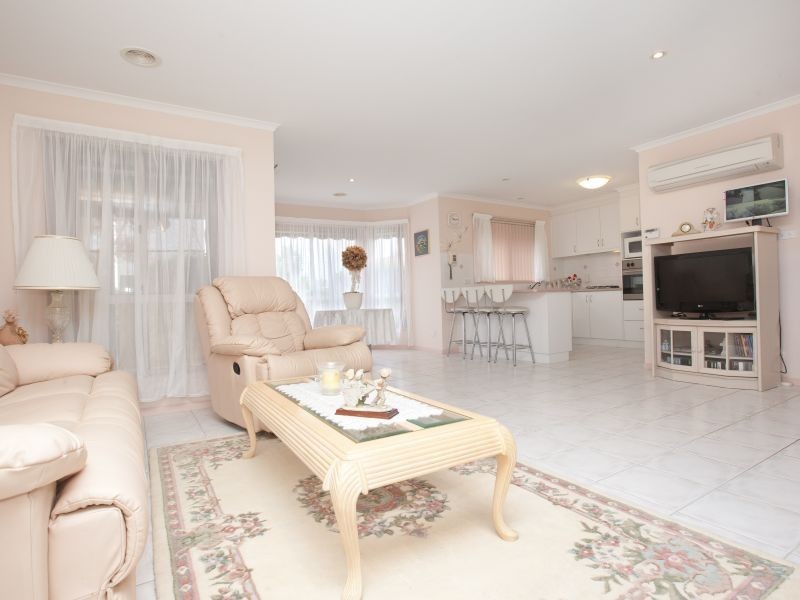 35 Oxenham Circuit, Gordon ACT 2906