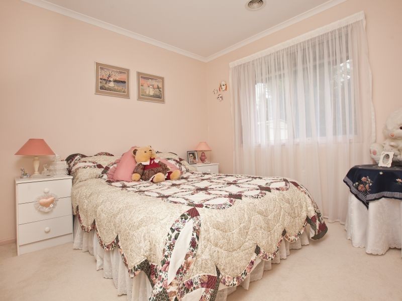 35 Oxenham Circuit, Gordon ACT 2906