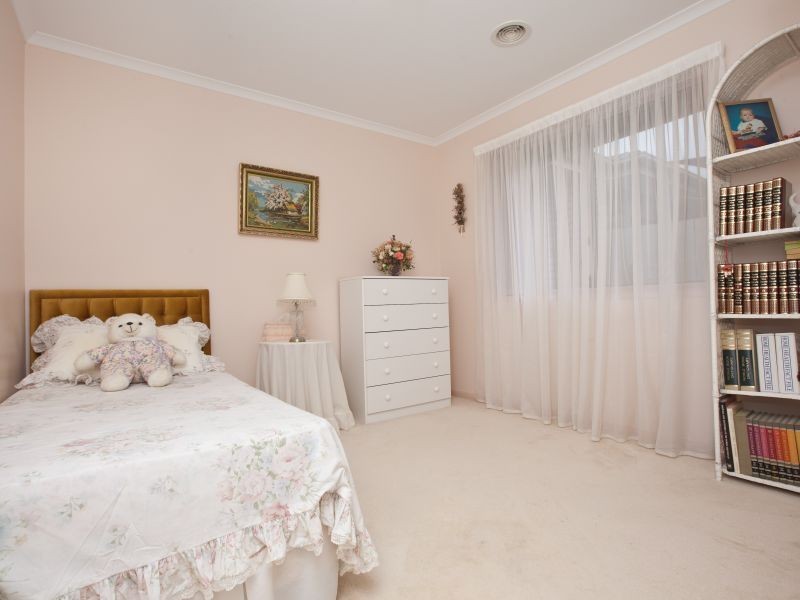 35 Oxenham Circuit, Gordon ACT 2906