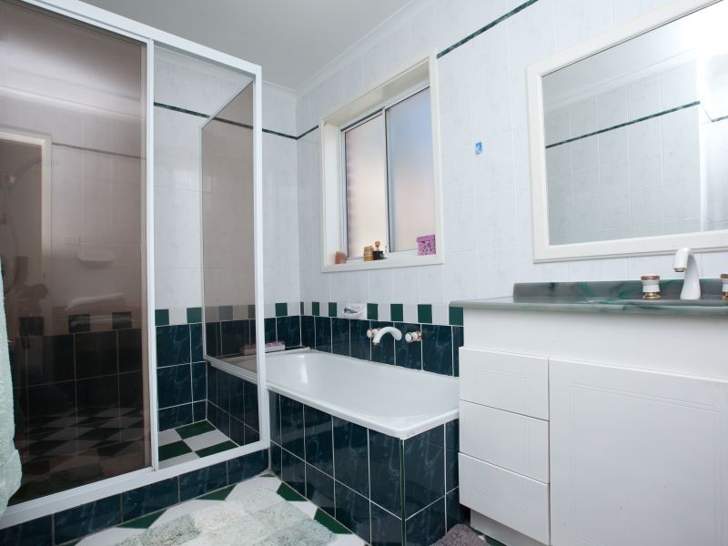 12 Myles Connell Crescent, Gordon ACT 2906