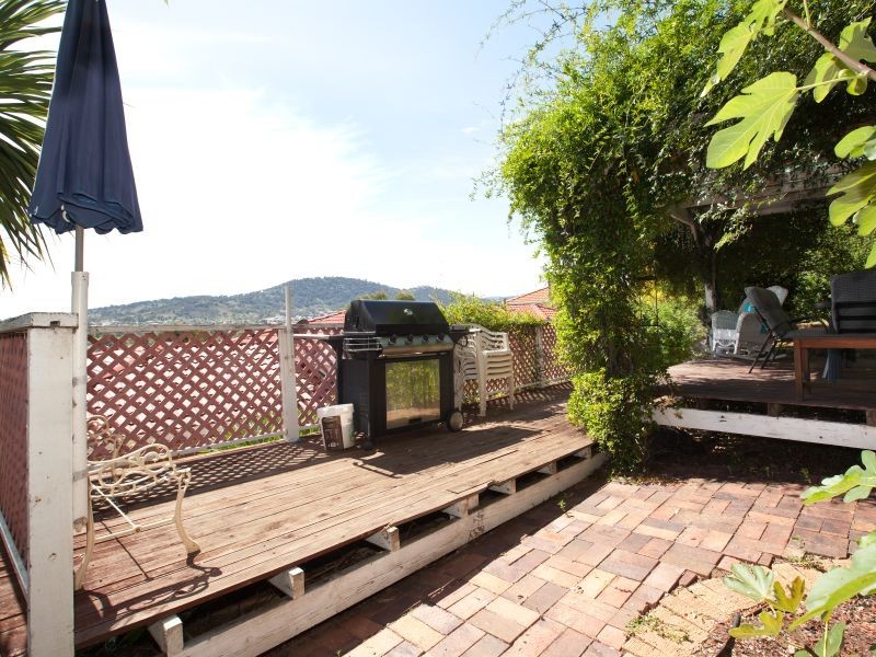12 Myles Connell Crescent, Gordon ACT 2906