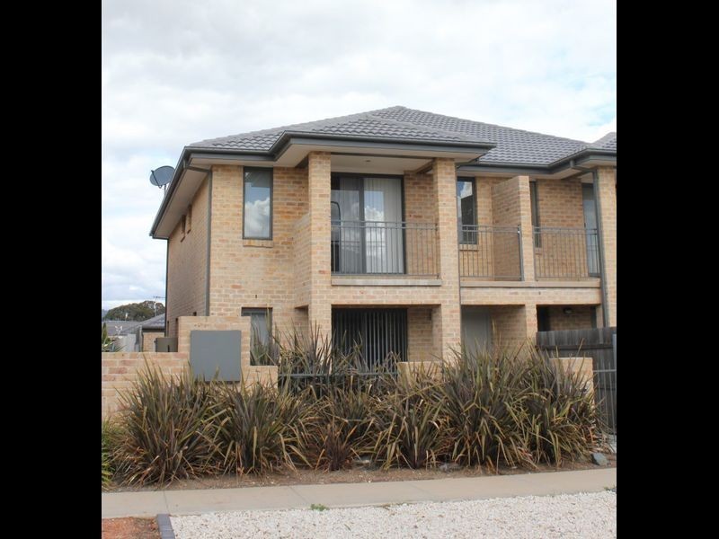34 Moonlight Avenue, Harrison ACT 2914