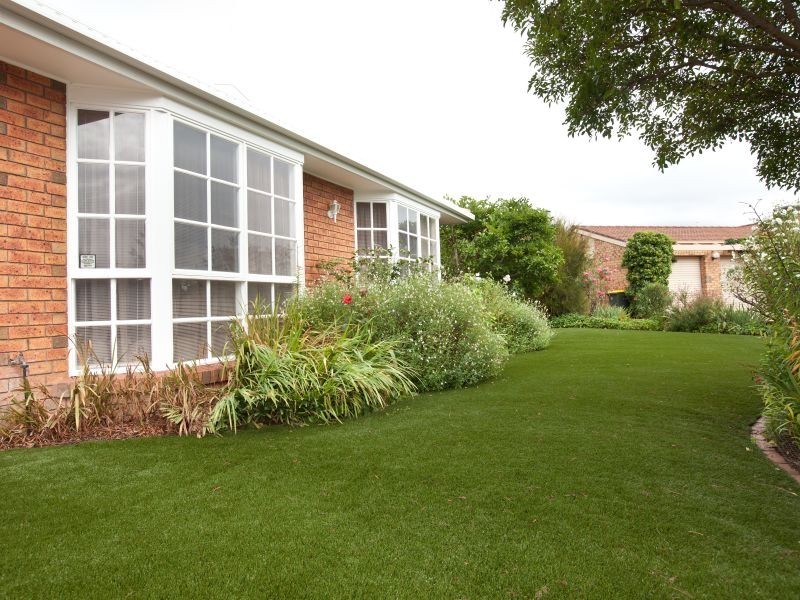 13 Thomas Hales Place, Gordon ACT 2906