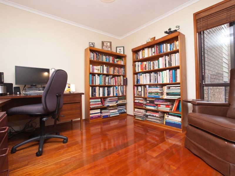 41 Jackie Howe Crescent, Macarthur ACT 2904