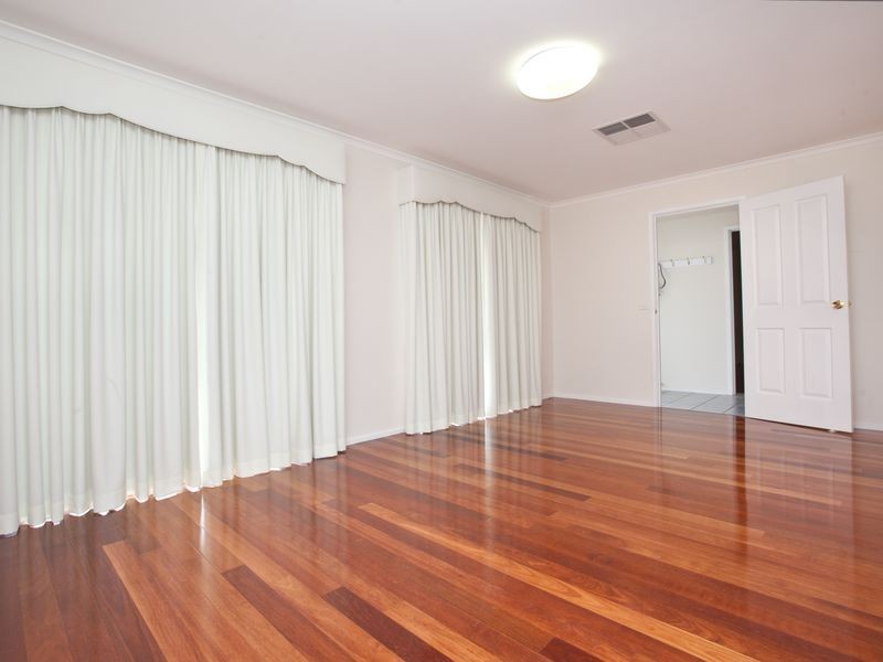 30 Corlette Crescent, Monash ACT 2904