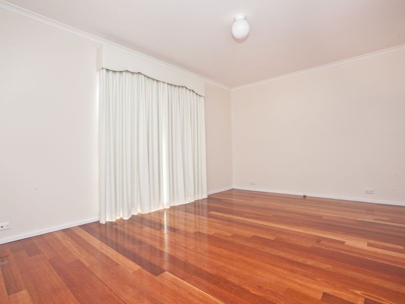 30 Corlette Crescent, Monash ACT 2904