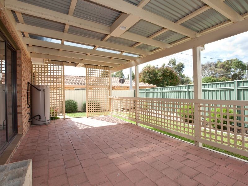 1/8 Helen Mayo Crescent, Bonython ACT 2905