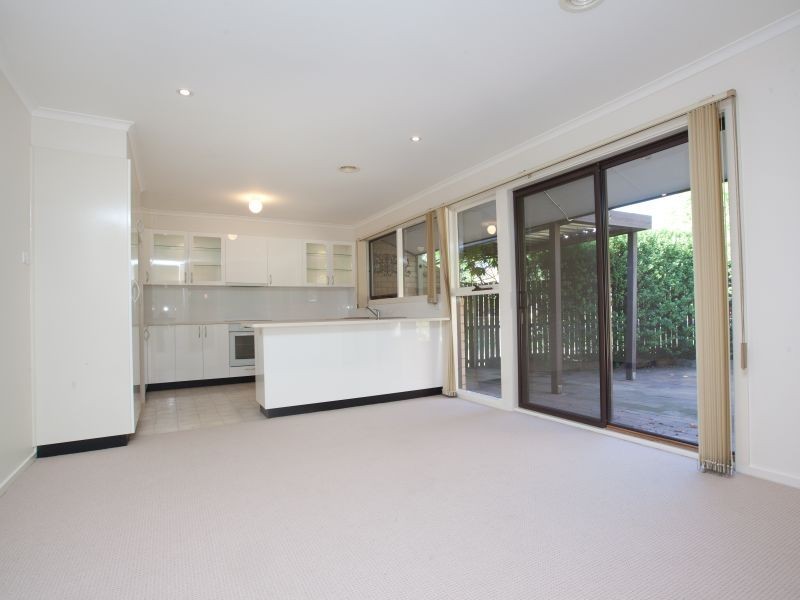 6/4 Hodgson Place, Pearce ACT 2607