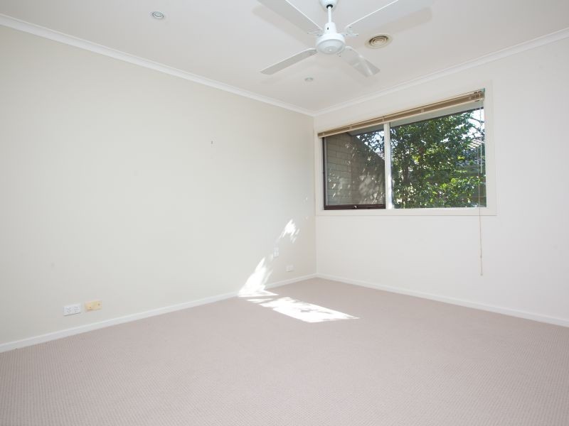 6/4 Hodgson Place, Pearce ACT 2607