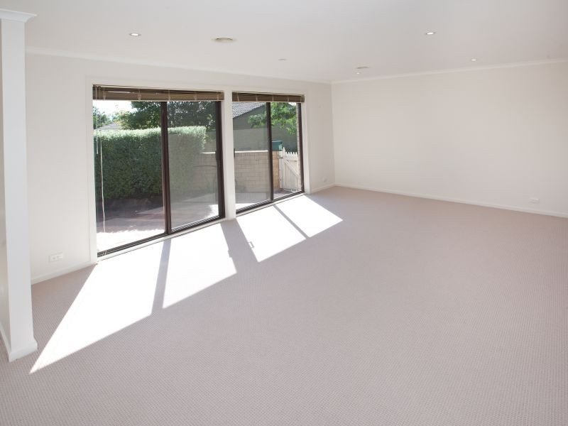 6/4 Hodgson Place, Pearce ACT 2607