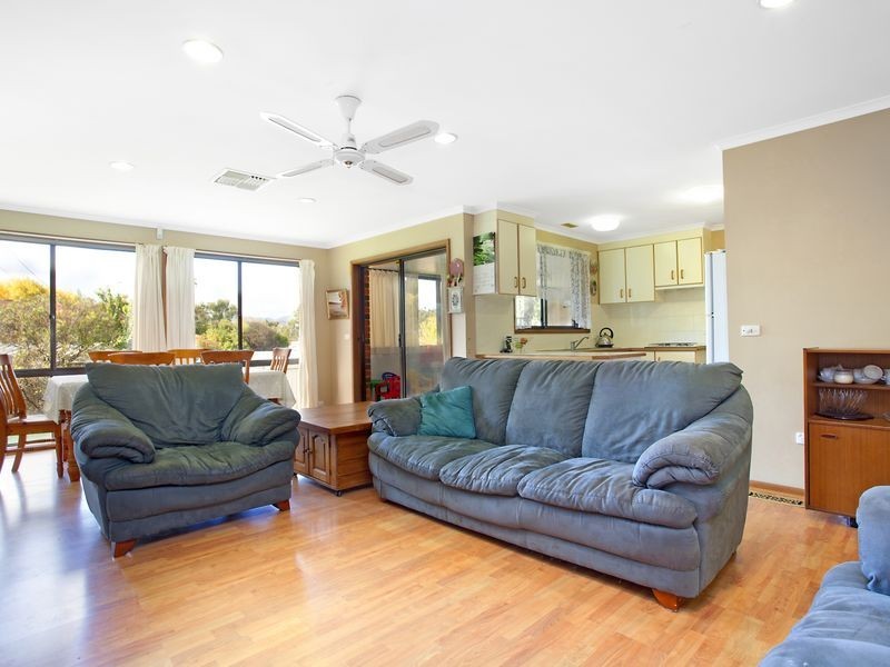 13 Stacy Street, Gowrie ACT 2904