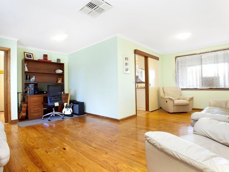 13 Stacy Street, Gowrie ACT 2904