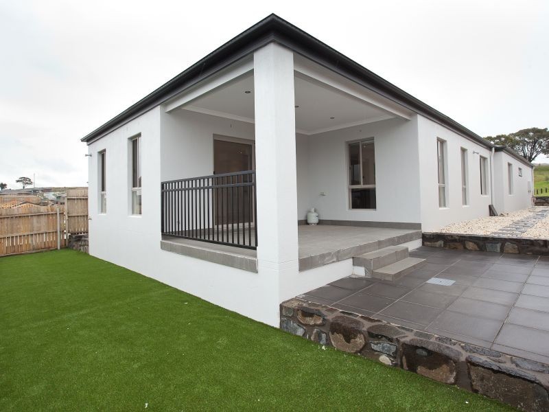 18 Jimmy Clements Crescent, Bonner ACT 2914
