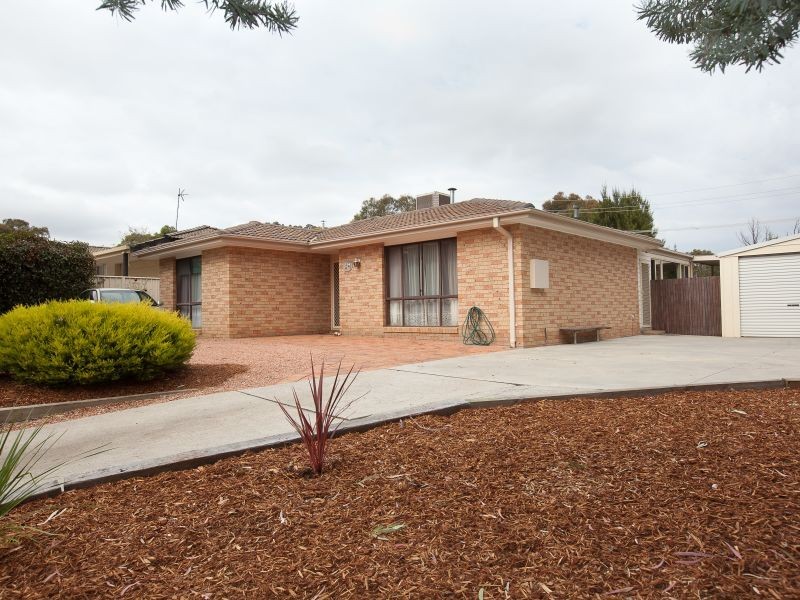 85 Freda Gibson Circuit, Theodore ACT 2905