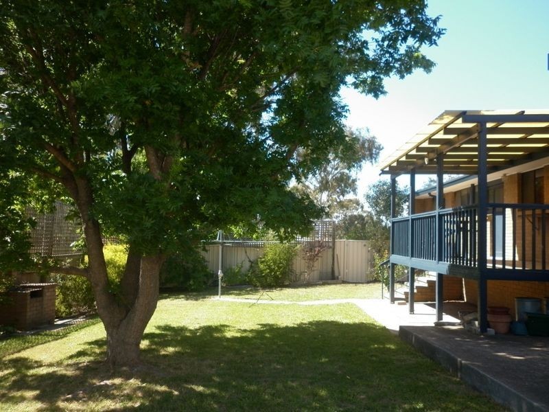 2 Maidment Place, Kambah ACT 2902