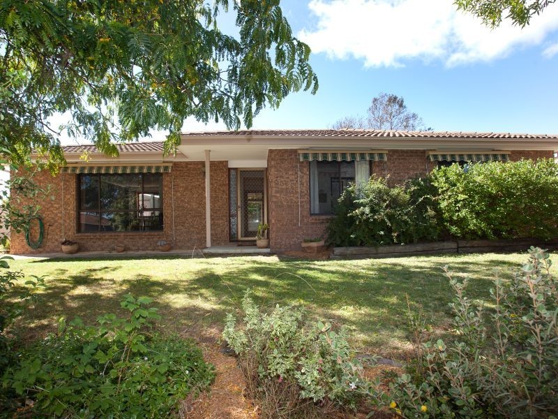 61 Emily Bulcock Crescent, Gilmore ACT 2905