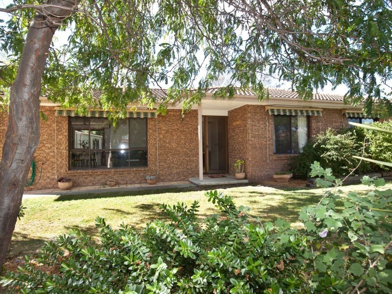 61 Emily Bulcock Crescent, Gilmore ACT 2905