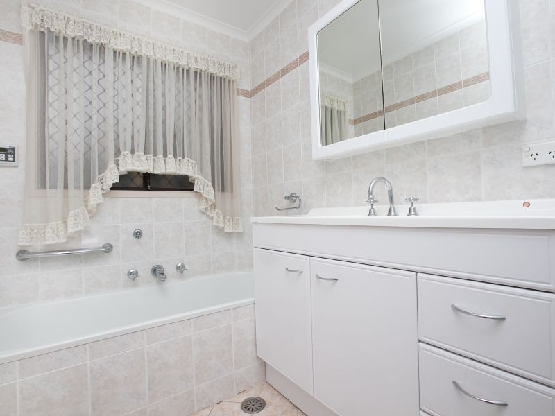 22 Downard Street, Calwell ACT 2905