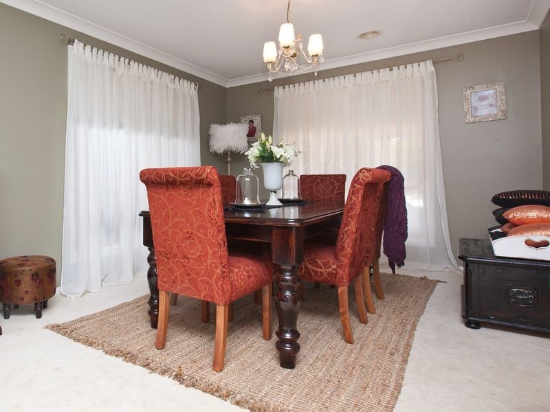 10 Whiteley Street, Conder ACT 2906