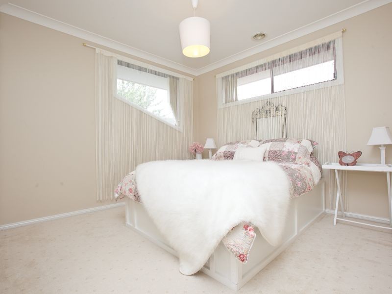 10 Whiteley Street, Conder ACT 2906