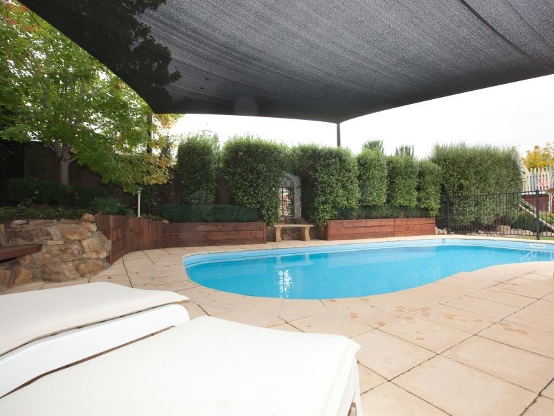 10 Whiteley Street, Conder ACT 2906
