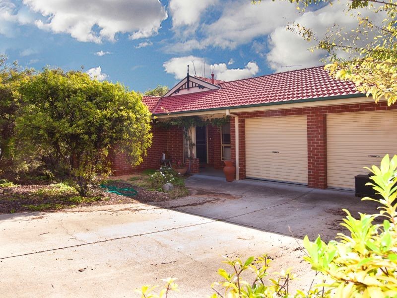 5 Mount Vernon Drive, Kambah ACT 2902