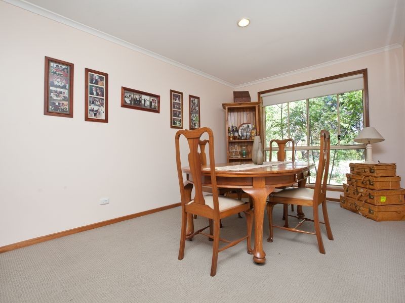 5 Mount Vernon Drive, Kambah ACT 2902
