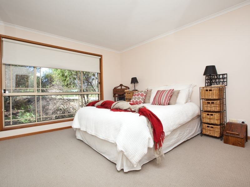 5 Mount Vernon Drive, Kambah ACT 2902