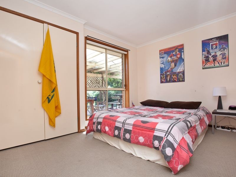 5 Mount Vernon Drive, Kambah ACT 2902