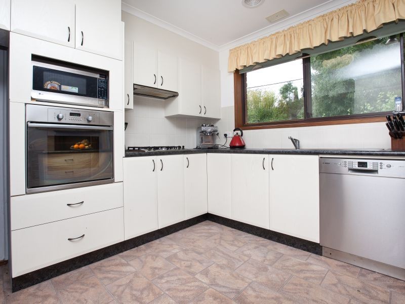 5 Mirams Place, Wanniassa ACT 2903