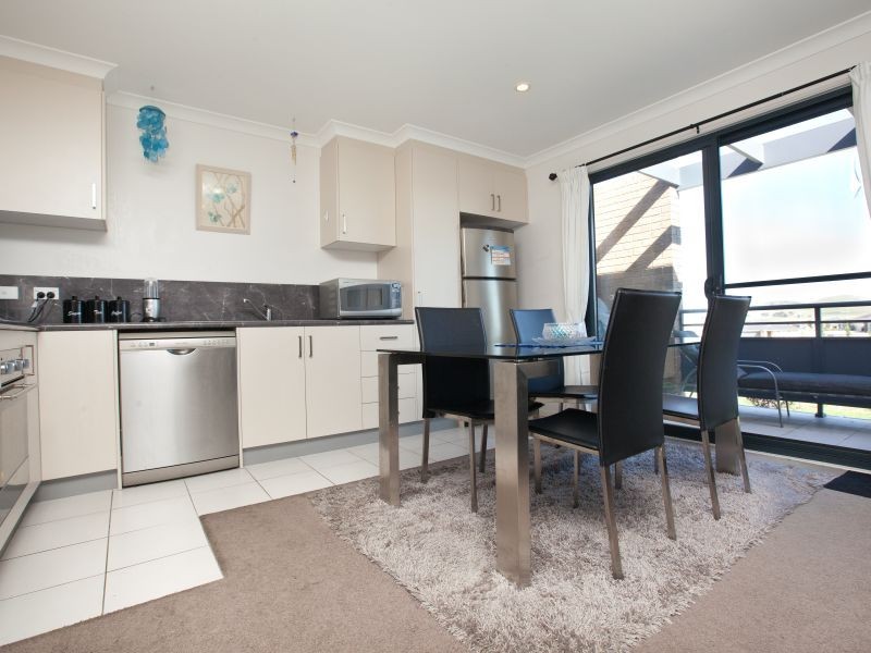 7/4 Jeff Snell Crescent, Dunlop ACT 2615
