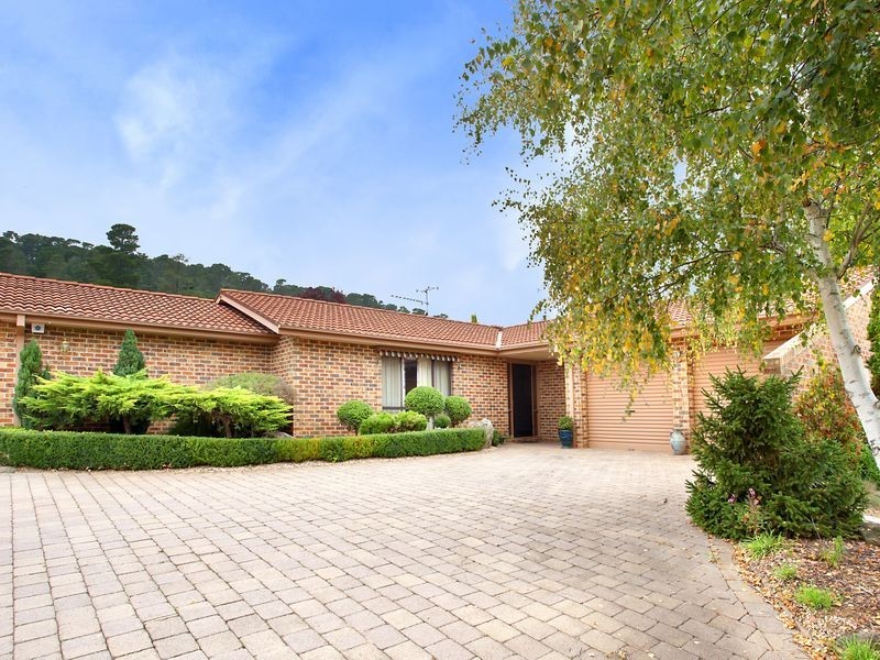 12 Buntine Crescent, Isaacs ACT 2607