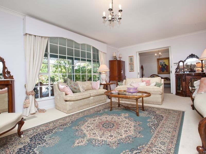 3 Jelbart Street, Mawson ACT 2607