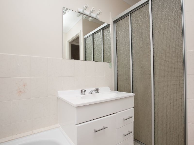 16/67 Derrington Crescent, Bonython ACT 2905