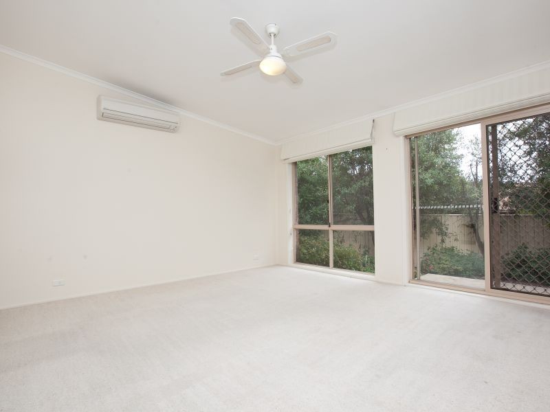 16/67 Derrington Crescent, Bonython ACT 2905