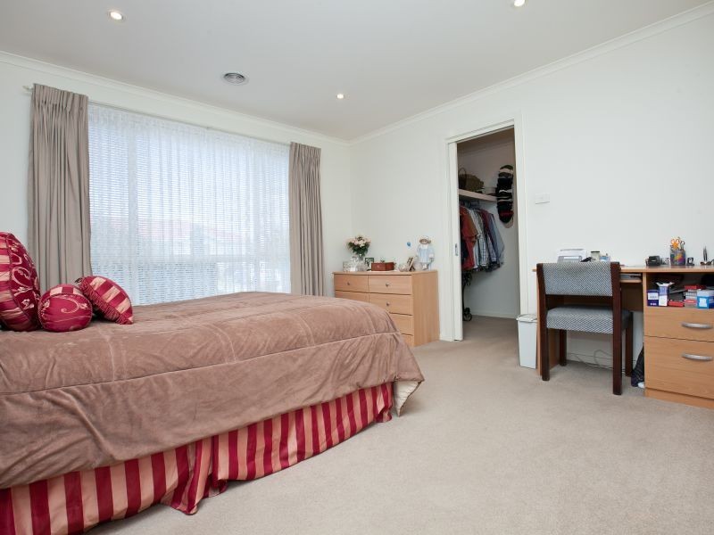 30 McGilvray Close, Gordon ACT 2906