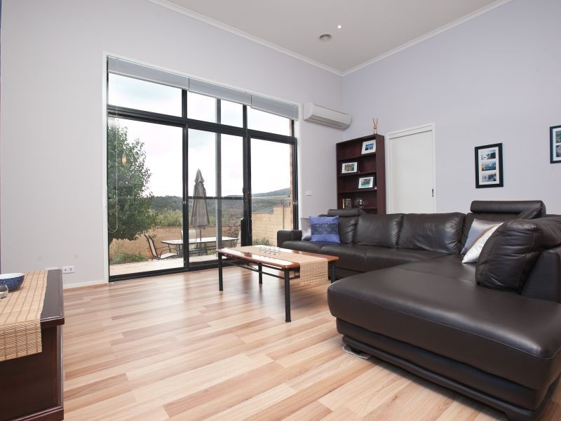 9/32 Doeberl Place, Queanbeyan NSW 2620